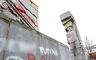 PiS wspiera konserwatora zabytków w sprawie usunięcia z centrum „szubienic”